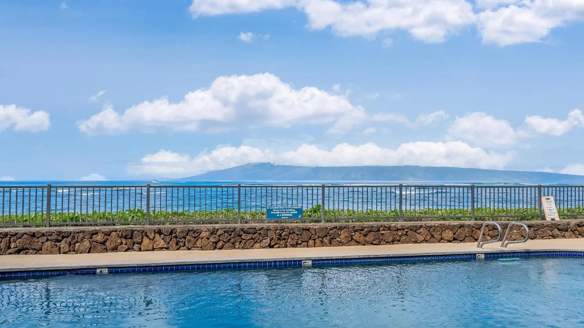 Holiday home Kahana Reef 203