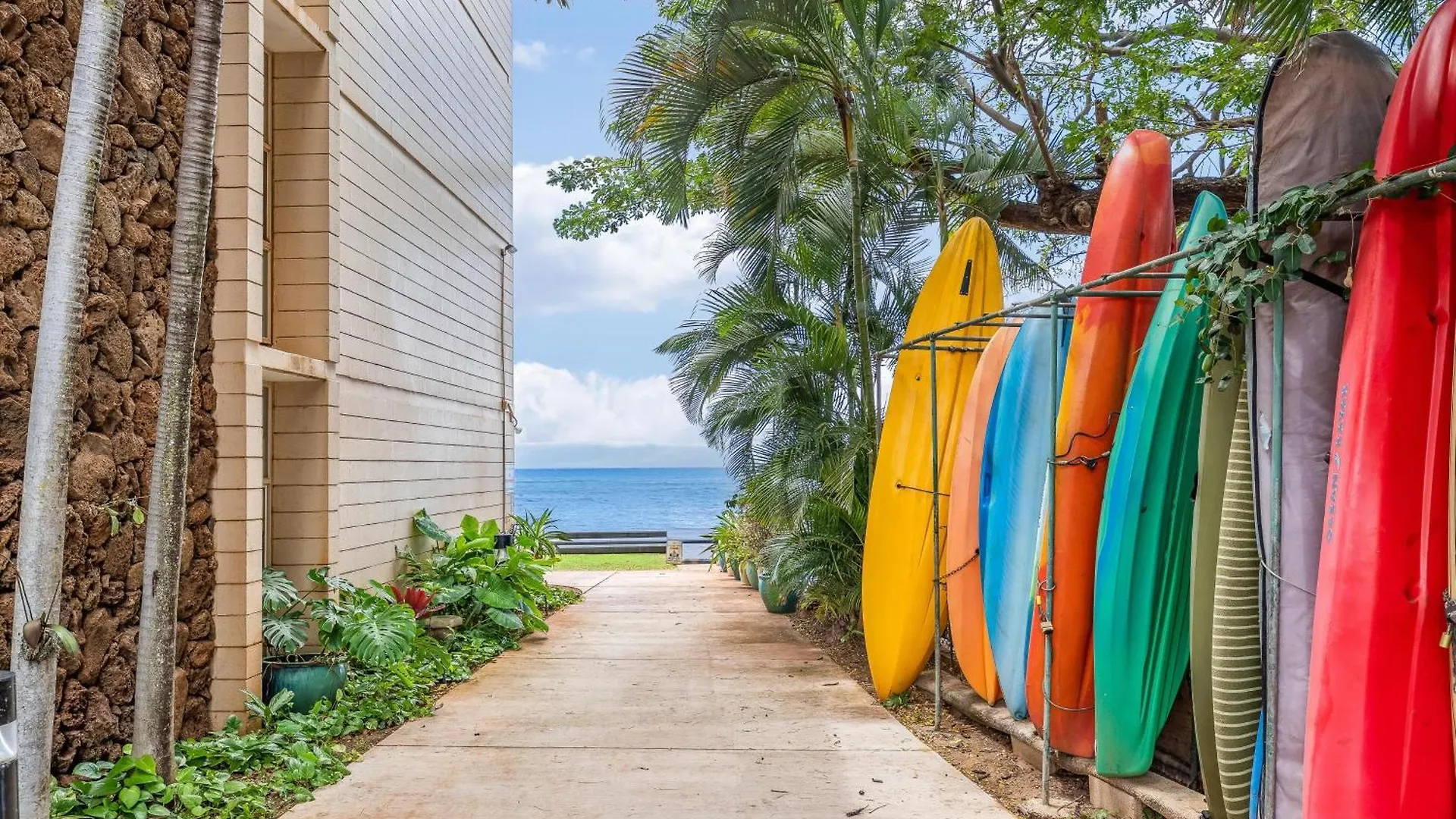 Kahana Reef 203 0*,  United States