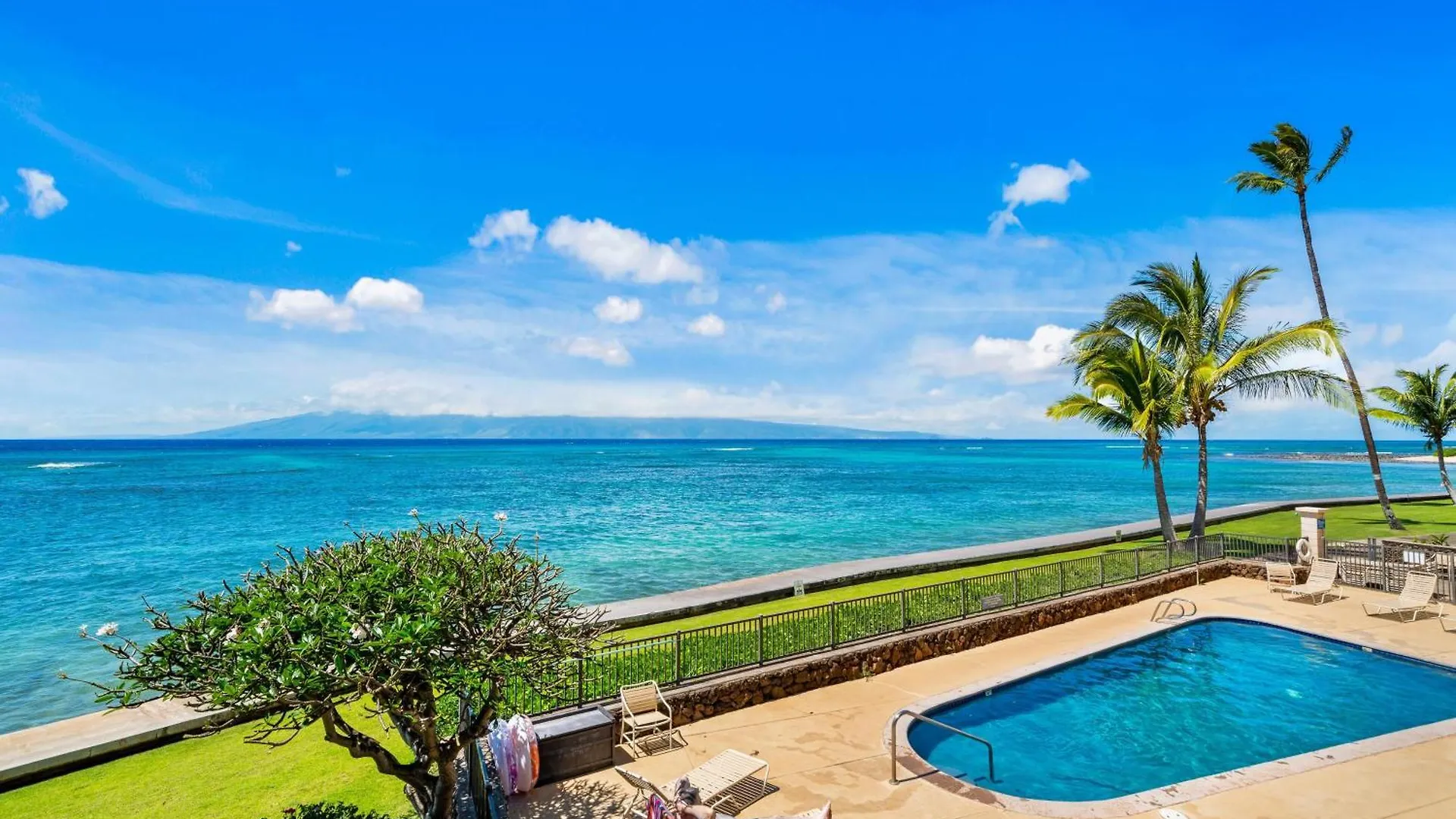 Kahana Reef 203 Holiday home